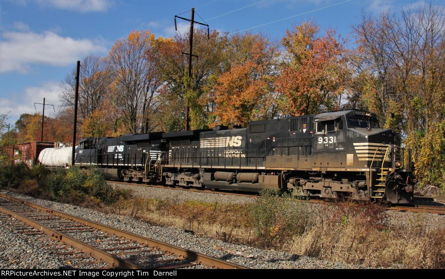 NS 9331 leads 14G